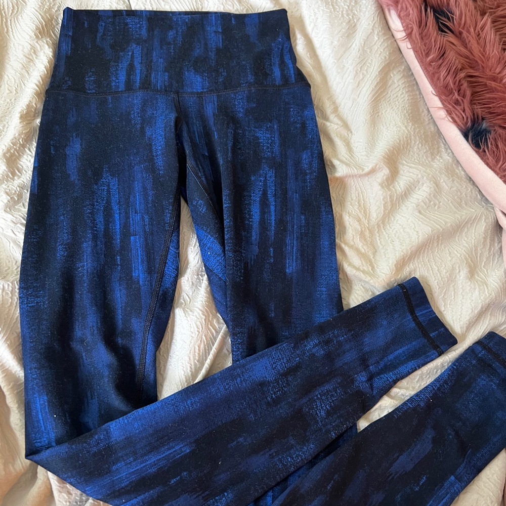 Lululemon reversible high waisted leggings